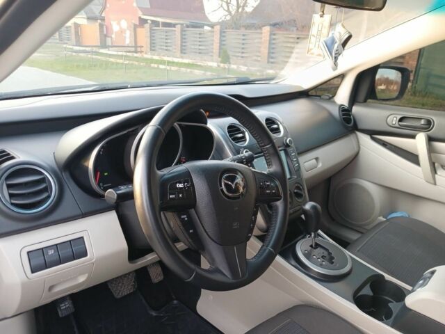 Білий Мазда СХ-7, об'ємом двигуна 2.5 л та пробігом 247 тис. км за 9300 $, фото 15 на Automoto.ua