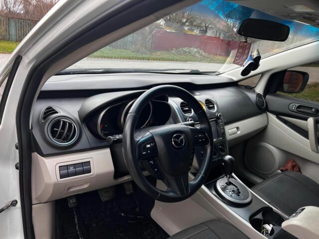 Білий Мазда СХ-7, об'ємом двигуна 2.5 л та пробігом 247 тис. км за 9300 $, фото 14 на Automoto.ua