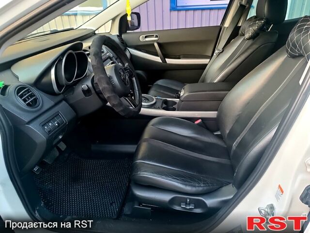 Білий Мазда СХ-7, об'ємом двигуна 2.3 л та пробігом 138 тис. км за 8250 $, фото 6 на Automoto.ua