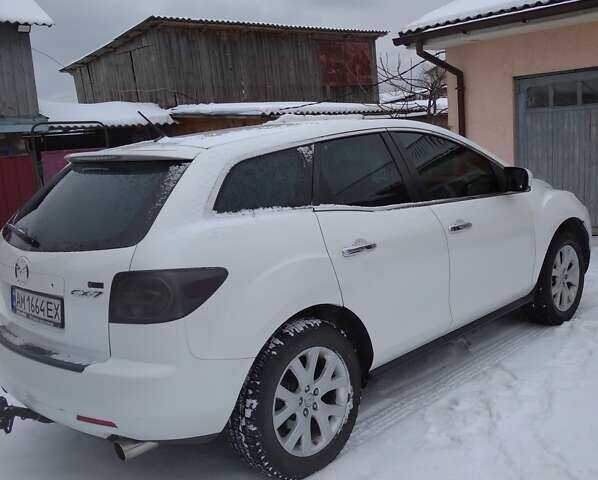 Белый Мазда СХ-7, объемом двигателя 2.26 л и пробегом 140 тыс. км за 7000 $, фото 7 на Automoto.ua