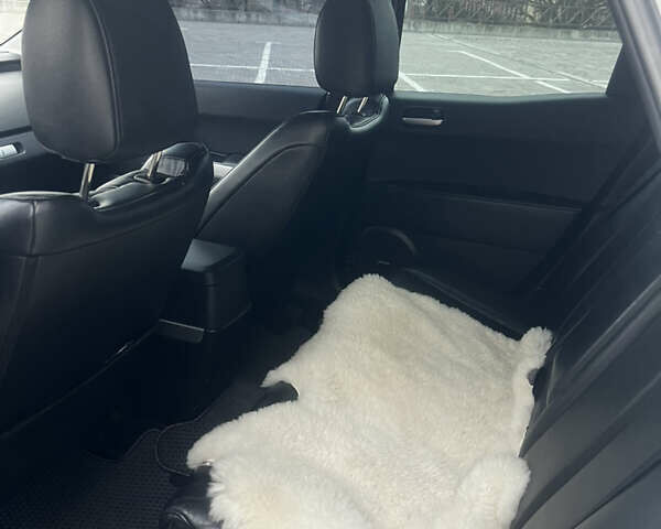 Белый Мазда СХ-7, объемом двигателя 2.26 л и пробегом 181 тыс. км за 7500 $, фото 2 на Automoto.ua