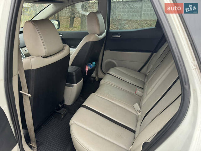 Белый Мазда СХ-7, объемом двигателя 2.3 л и пробегом 297 тыс. км за 4500 $, фото 8 на Automoto.ua