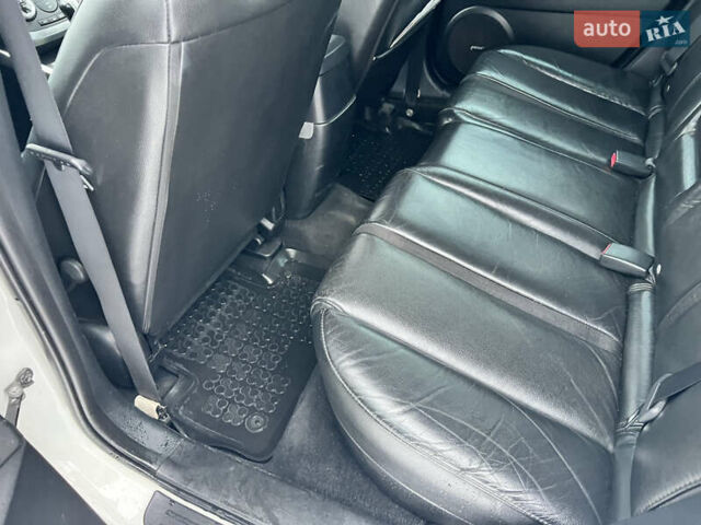 Белый Мазда СХ-7, объемом двигателя 2.3 л и пробегом 168 тыс. км за 7200 $, фото 28 на Automoto.ua