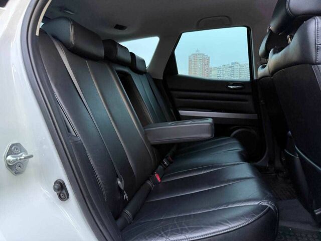 Білий Мазда СХ-7, об'ємом двигуна 2.2 л та пробігом 226 тис. км за 9690 $, фото 11 на Automoto.ua