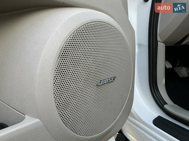 Білий Мазда СХ-7, об'ємом двигуна 2.49 л та пробігом 350 тис. км за 8200 $, фото 26 на Automoto.ua