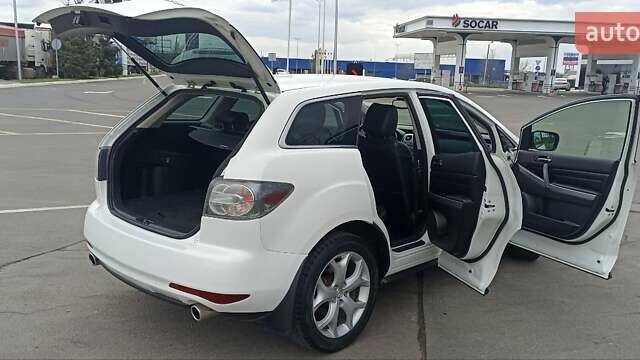 Белый Мазда СХ-7, объемом двигателя 2.26 л и пробегом 193 тыс. км за 8500 $, фото 15 на Automoto.ua