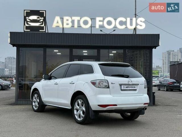 Білий Мазда СХ-7, об'ємом двигуна 2.18 л та пробігом 226 тис. км за 9690 $, фото 6 на Automoto.ua