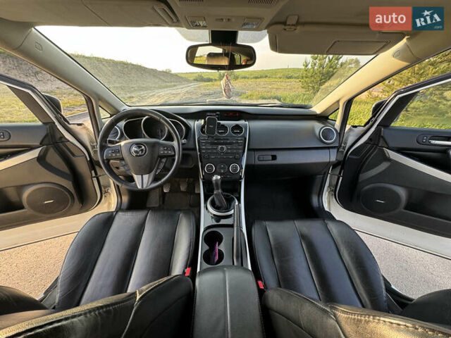 Мазда СХ-7 2010 в Ровно на Automoto.ua Белый Мазда СХ-7, объемом двигателя 2.18 л и пробегом 181 тыс. км за 10800 $, фото 24 на Automoto.ua