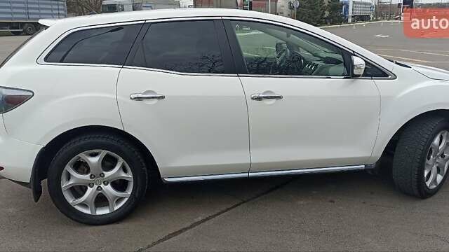 Белый Мазда СХ-7, объемом двигателя 2.26 л и пробегом 193 тыс. км за 8500 $, фото 7 на Automoto.ua