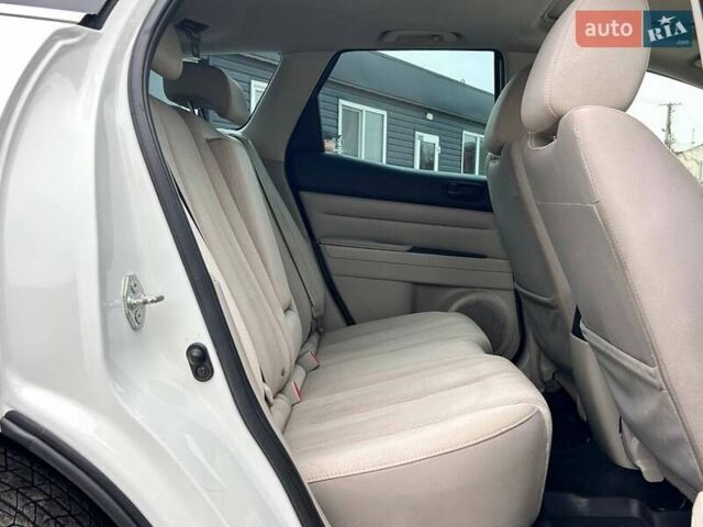 Білий Мазда СХ-7, об'ємом двигуна 2.5 л та пробігом 165 тис. км за 8700 $, фото 30 на Automoto.ua