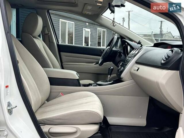 Білий Мазда СХ-7, об'ємом двигуна 2.5 л та пробігом 165 тис. км за 8700 $, фото 34 на Automoto.ua