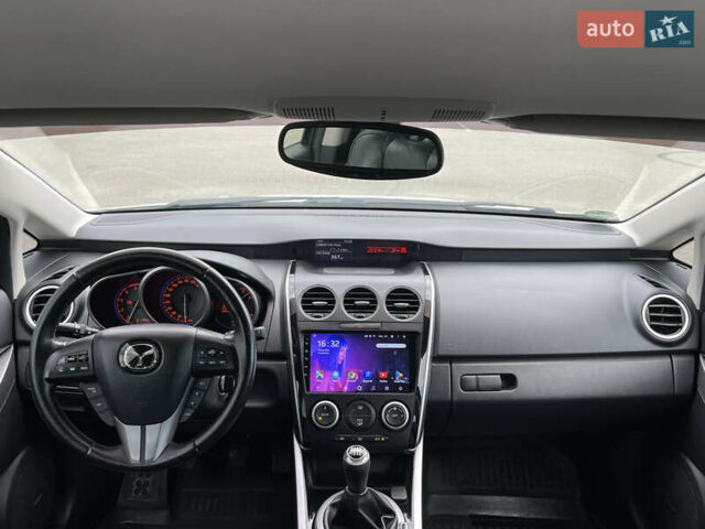 Белый Мазда СХ-7, объемом двигателя 2.2 л и пробегом 225 тыс. км за 9999 $, фото 11 на Automoto.ua