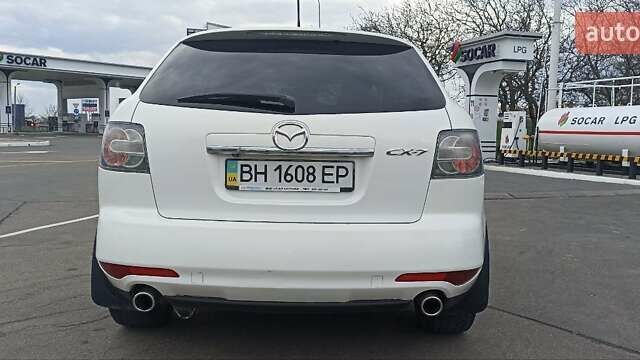 Белый Мазда СХ-7, объемом двигателя 2.26 л и пробегом 193 тыс. км за 8500 $, фото 10 на Automoto.ua