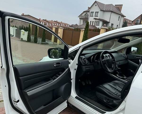 Білий Мазда СХ-7, об'ємом двигуна 2.2 л та пробігом 240 тис. км за 10250 $, фото 5 на Automoto.ua