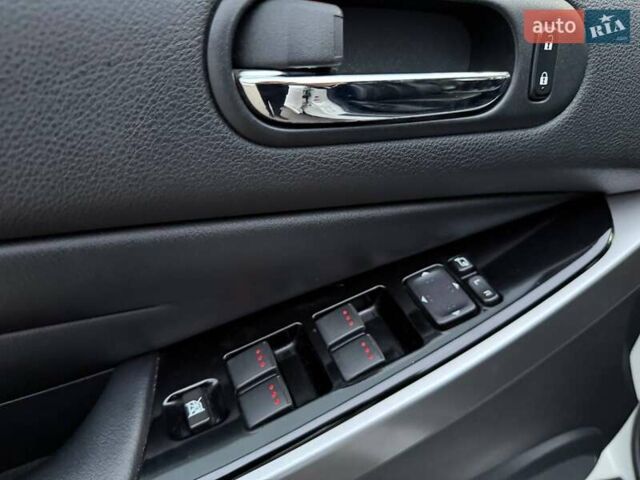 Білий Мазда СХ-7, об'ємом двигуна 2.18 л та пробігом 226 тис. км за 9690 $, фото 16 на Automoto.ua