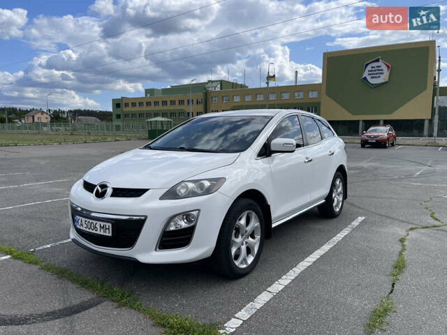 Белый Мазда СХ-7, объемом двигателя 2.2 л и пробегом 225 тыс. км за 9999 $, фото 2 на Automoto.ua