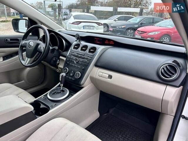 Білий Мазда СХ-7, об'ємом двигуна 2.5 л та пробігом 165 тис. км за 8700 $, фото 35 на Automoto.ua