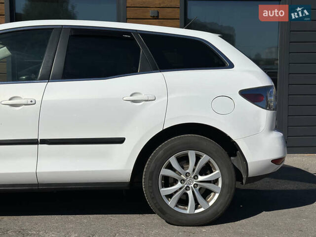 Белый Мазда СХ-7, объемом двигателя 2.2 л и пробегом 214 тыс. км за 8100 $, фото 8 на Automoto.ua