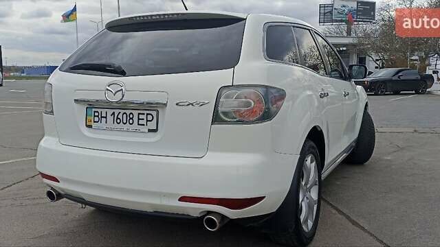 Белый Мазда СХ-7, объемом двигателя 2.26 л и пробегом 193 тыс. км за 8500 $, фото 12 на Automoto.ua