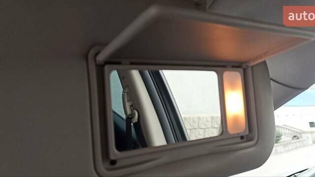 Белый Мазда СХ-7, объемом двигателя 2.26 л и пробегом 193 тыс. км за 8500 $, фото 34 на Automoto.ua