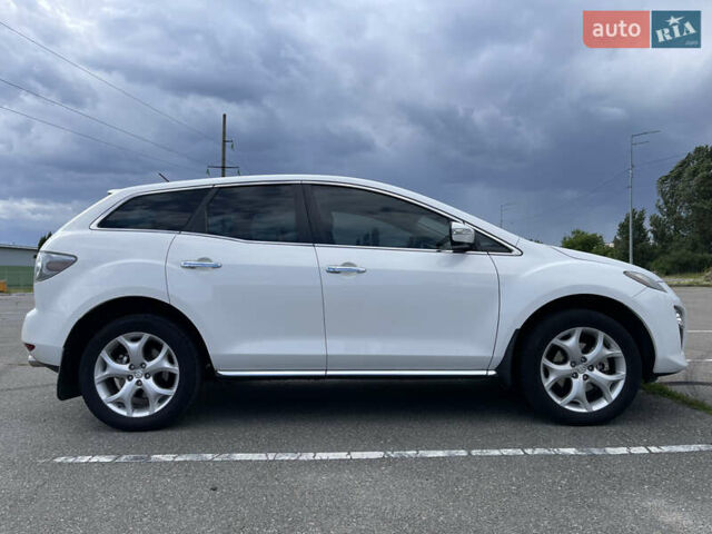 Белый Мазда СХ-7, объемом двигателя 2.2 л и пробегом 225 тыс. км за 9999 $, фото 4 на Automoto.ua