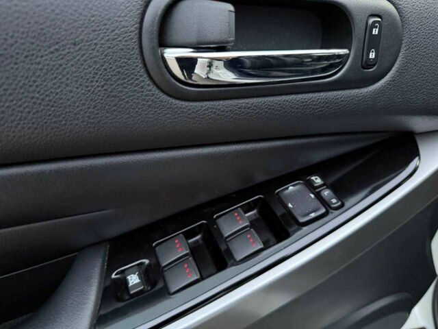 Білий Мазда СХ-7, об'ємом двигуна 2.2 л та пробігом 226 тис. км за 9690 $, фото 15 на Automoto.ua