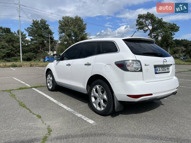 Белый Мазда СХ-7, объемом двигателя 2.2 л и пробегом 225 тыс. км за 9999 $, фото 6 на Automoto.ua