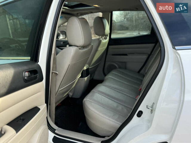 Білий Мазда СХ-7, об'ємом двигуна 2.49 л та пробігом 350 тис. км за 8200 $, фото 19 на Automoto.ua