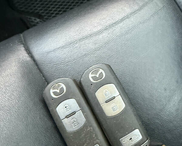 Белый Мазда СХ-7, объемом двигателя 2.18 л и пробегом 229 тыс. км за 10500 $, фото 34 на Automoto.ua