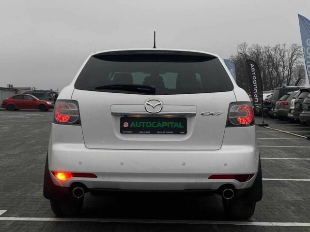 Білий Мазда СХ-7, об'ємом двигуна 2.3 л та пробігом 218 тис. км за 7990 $, фото 6 на Automoto.ua