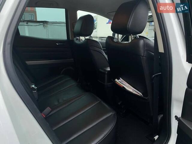 Білий Мазда СХ-7, об'ємом двигуна 2.3 л та пробігом 218 тис. км за 7990 $, фото 28 на Automoto.ua