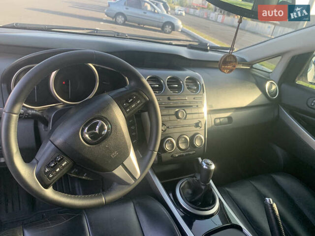 Белый Мазда СХ-7, объемом двигателя 2.2 л и пробегом 185 тыс. км за 9700 $, фото 10 на Automoto.ua