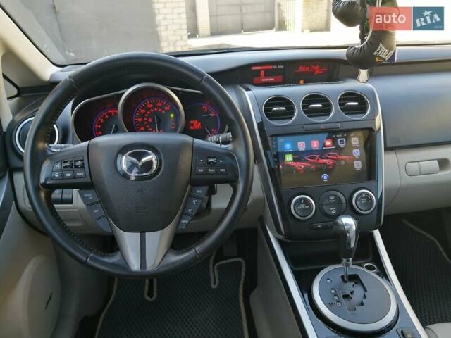 Білий Мазда СХ-7, об'ємом двигуна 2.26 л та пробігом 240 тис. км за 9700 $, фото 20 на Automoto.ua
