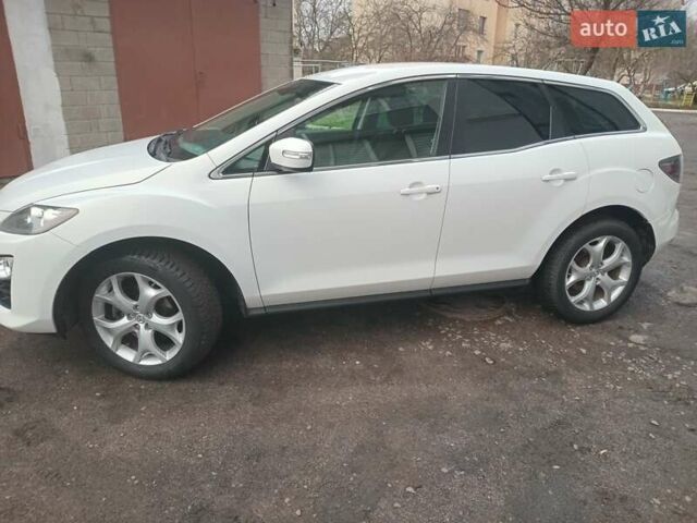 Белый Мазда СХ-7, объемом двигателя 2.2 л и пробегом 165 тыс. км за 10300 $, фото 10 на Automoto.ua