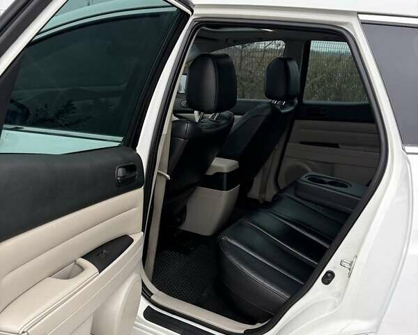 Білий Мазда СХ-7, об'ємом двигуна 2.5 л та пробігом 169 тис. км за 10000 $, фото 6 на Automoto.ua