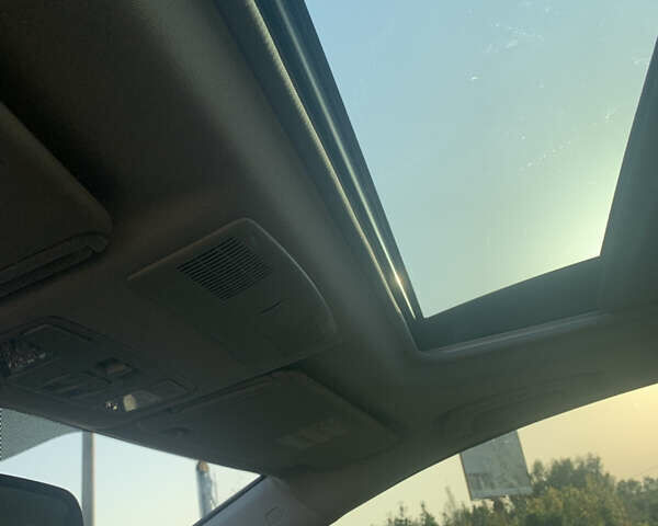 Белый Мазда СХ-7, объемом двигателя 2.2 л и пробегом 185 тыс. км за 9700 $, фото 12 на Automoto.ua