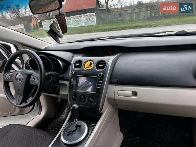 Білий Мазда СХ-7, об'ємом двигуна 2.49 л та пробігом 247 тис. км за 9300 $, фото 19 на Automoto.ua