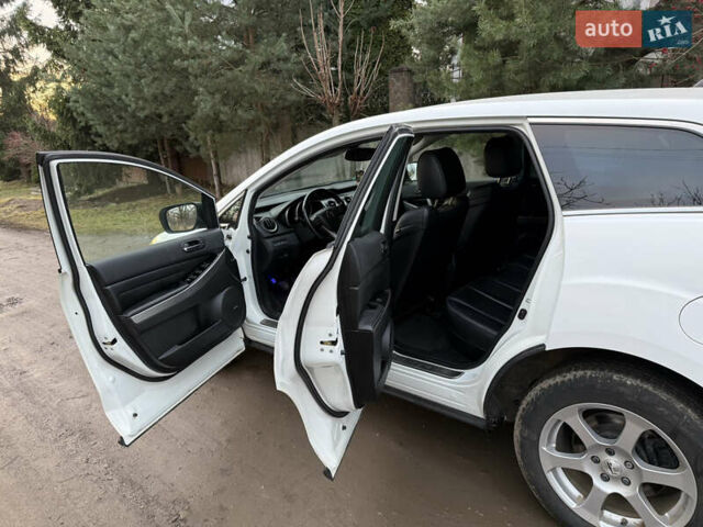 Белый Мазда СХ-7, объемом двигателя 2.18 л и пробегом 229 тыс. км за 10500 $, фото 24 на Automoto.ua