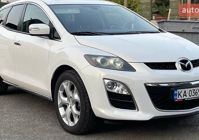 Белый Мазда СХ-7, объемом двигателя 2.26 л и пробегом 73 тыс. км за 13900 $, фото 2 на Automoto.ua