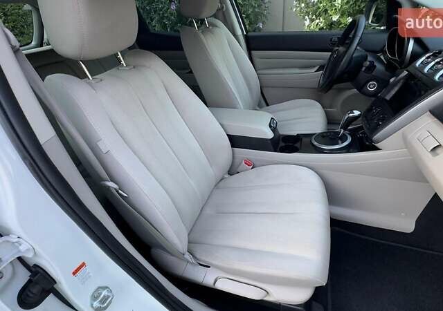 Мазда СХ-7 2011 в Одессе на Automoto.ua Белый Мазда СХ-7, объемом двигателя 2.5 л и пробегом 281 тыс. км за 9000 $, фото 16 на Automoto.ua