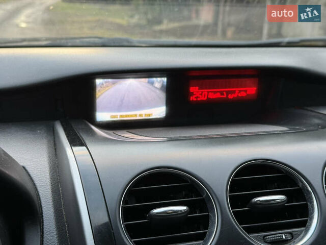 Белый Мазда СХ-7, объемом двигателя 2.18 л и пробегом 229 тыс. км за 10500 $, фото 29 на Automoto.ua