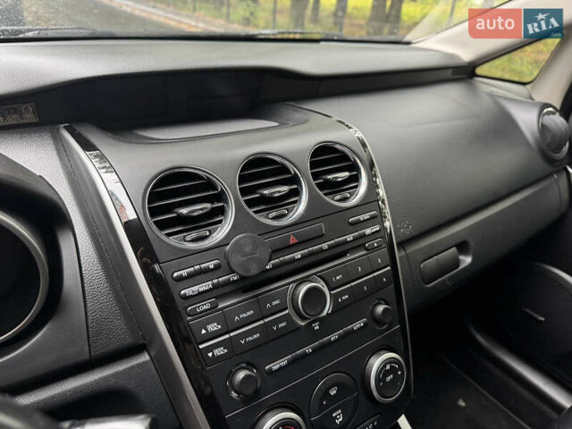 Белый Мазда СХ-7, объемом двигателя 2.26 л и пробегом 135 тыс. км за 12100 $, фото 13 на Automoto.ua