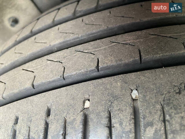 Белый Мазда СХ-7, объемом двигателя 2.2 л и пробегом 230 тыс. км за 8900 $, фото 15 на Automoto.ua