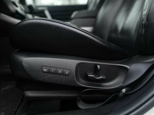 Білий Мазда СХ-7, об'ємом двигуна 2.3 л та пробігом 218 тис. км за 7990 $, фото 10 на Automoto.ua