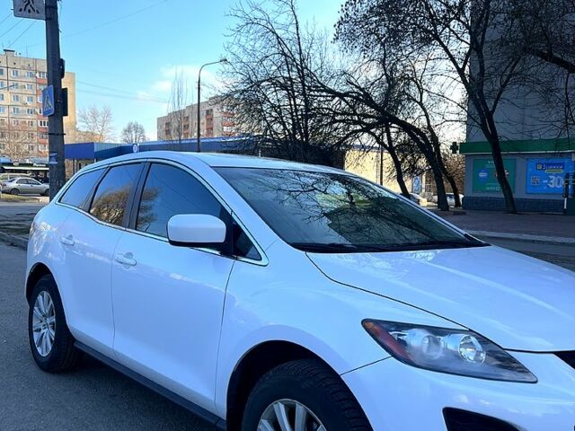 Белый Мазда СХ-7, объемом двигателя 2.5 л и пробегом 202 тыс. км за 9500 $, фото 1 на Automoto.ua
