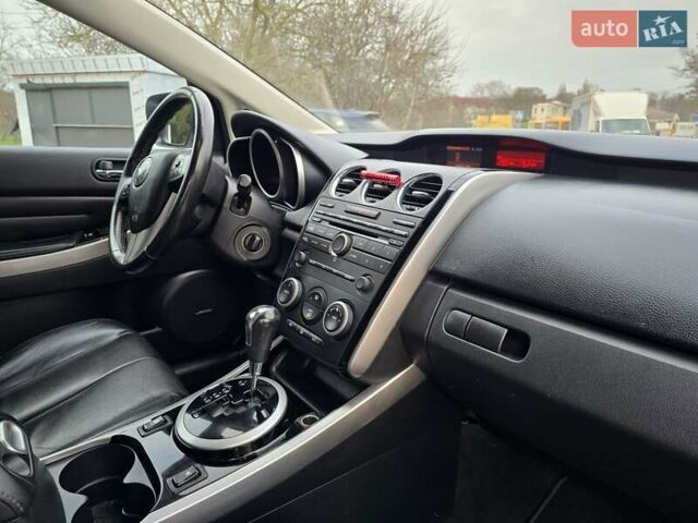 Білий Мазда СХ-7, об'ємом двигуна 2.26 л та пробігом 187 тис. км за 7200 $, фото 39 на Automoto.ua