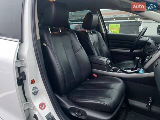 Білий Мазда СХ-7, об'ємом двигуна 2.3 л та пробігом 218 тис. км за 7990 $, фото 26 на Automoto.ua