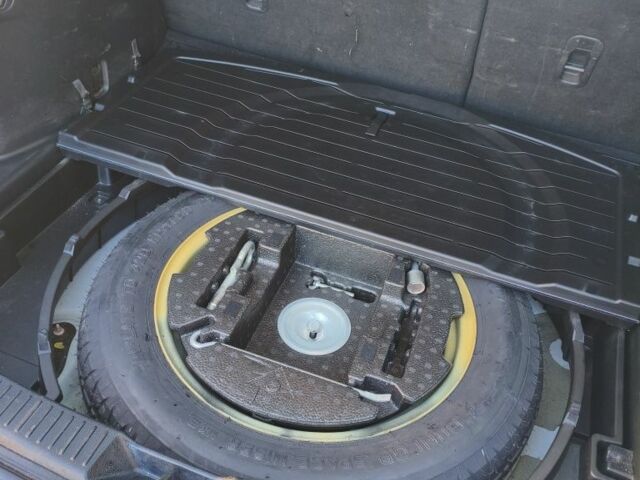 Білий Мазда СХ-7, об'ємом двигуна 2.2 л та пробігом 255 тис. км за 10200 $, фото 16 на Automoto.ua