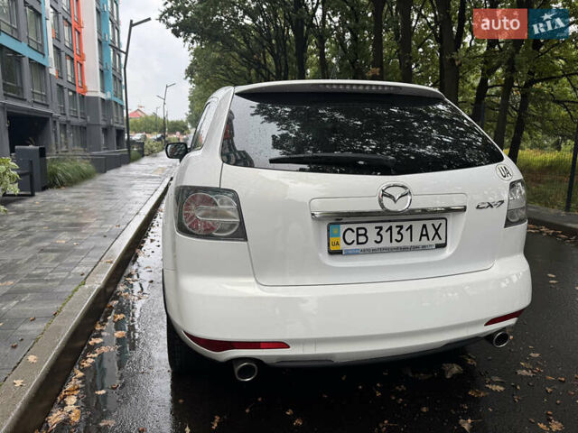 Белый Мазда СХ-7, объемом двигателя 2.26 л и пробегом 135 тыс. км за 12100 $, фото 5 на Automoto.ua