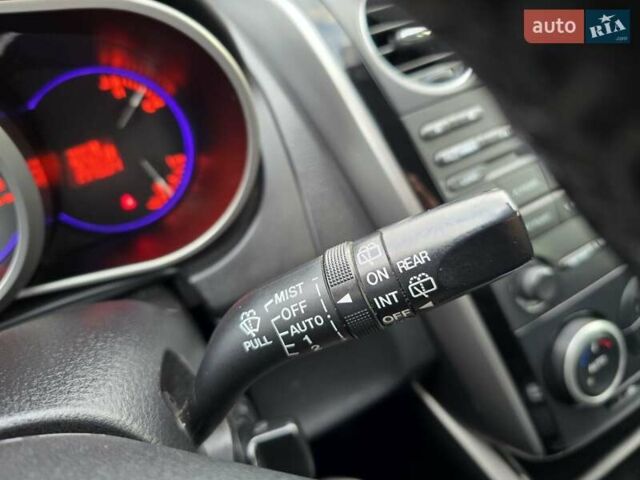 Білий Мазда СХ-7, об'ємом двигуна 2.26 л та пробігом 187 тис. км за 7200 $, фото 29 на Automoto.ua